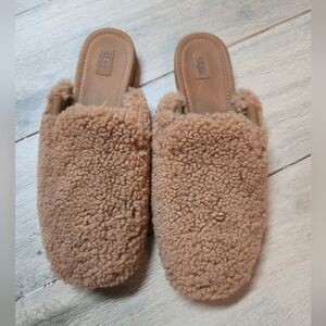 UGG Janaya Mule SIZE 7
